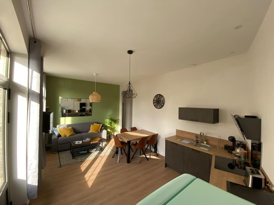 אנגולם Appartement Centre-Ville * Rdc * Clim * Wifi * Haut De Gamme * מראה חיצוני תמונה